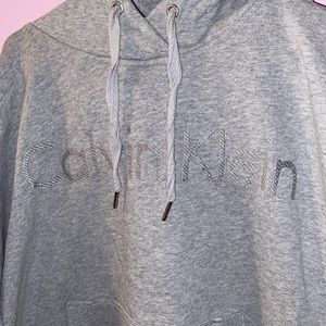 Grey Calvin Klein sweatshirt